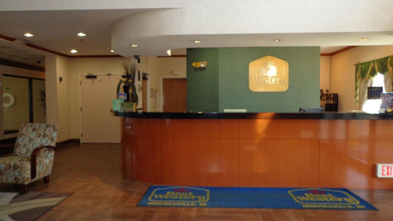 Inn & Suites Мерріллвілл Екстер'єр фото