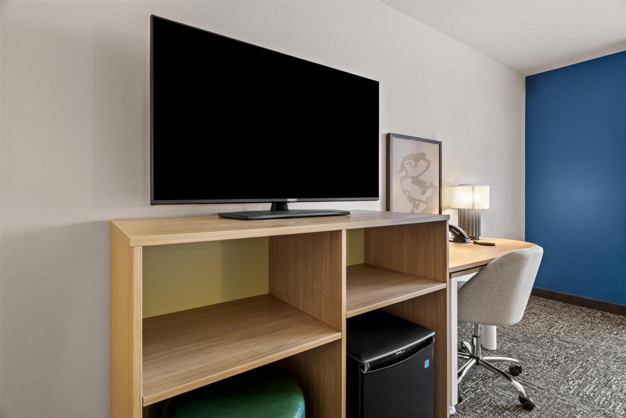 Inn & Suites Мерріллвілл Екстер'єр фото